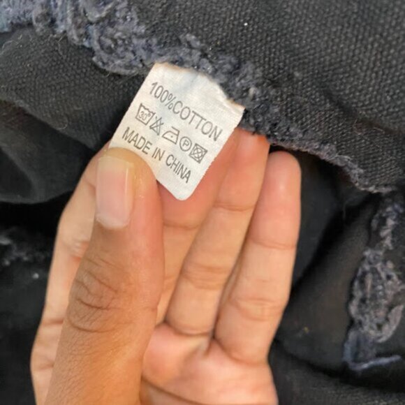 Frayed-Edge Distressed Women' s Cotton Black Bucket Hat - Picture 5 of 5